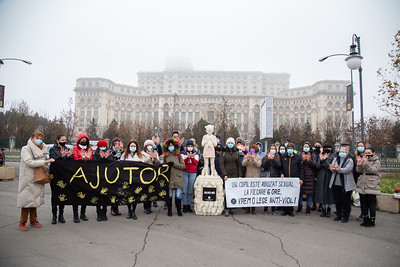 Vrem o lege anti-viol care să protejeze copiii!