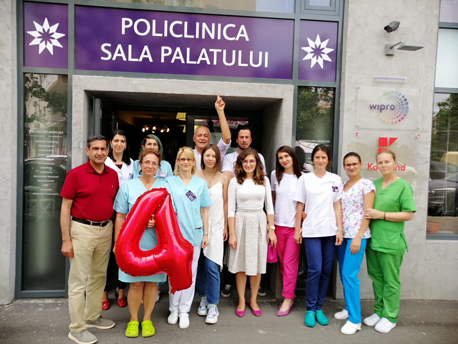 Antreprenoriat medical - Policlinica Sala Palatului