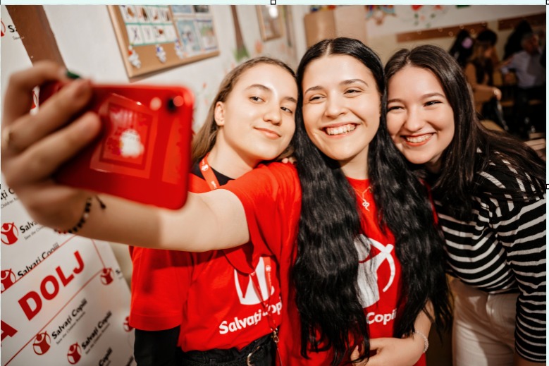 Un internet mai sigur pentru copii (Safer Internet Program)