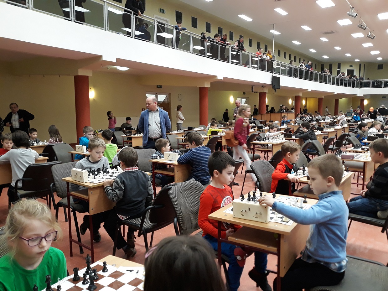 CHESS START RO-HU - Dezvoltarea în comun a unui instrument transfrontalier de incluziune socială bazat pe șah