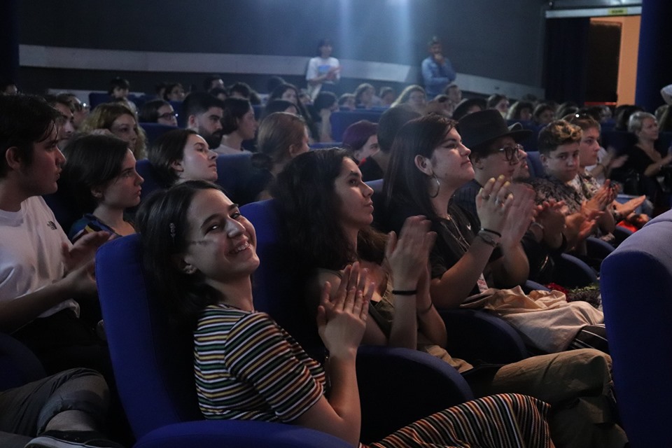 Super- festivalul de filme făcute de adolescenți