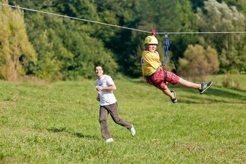 MagiCAMP - Joaca la greu!