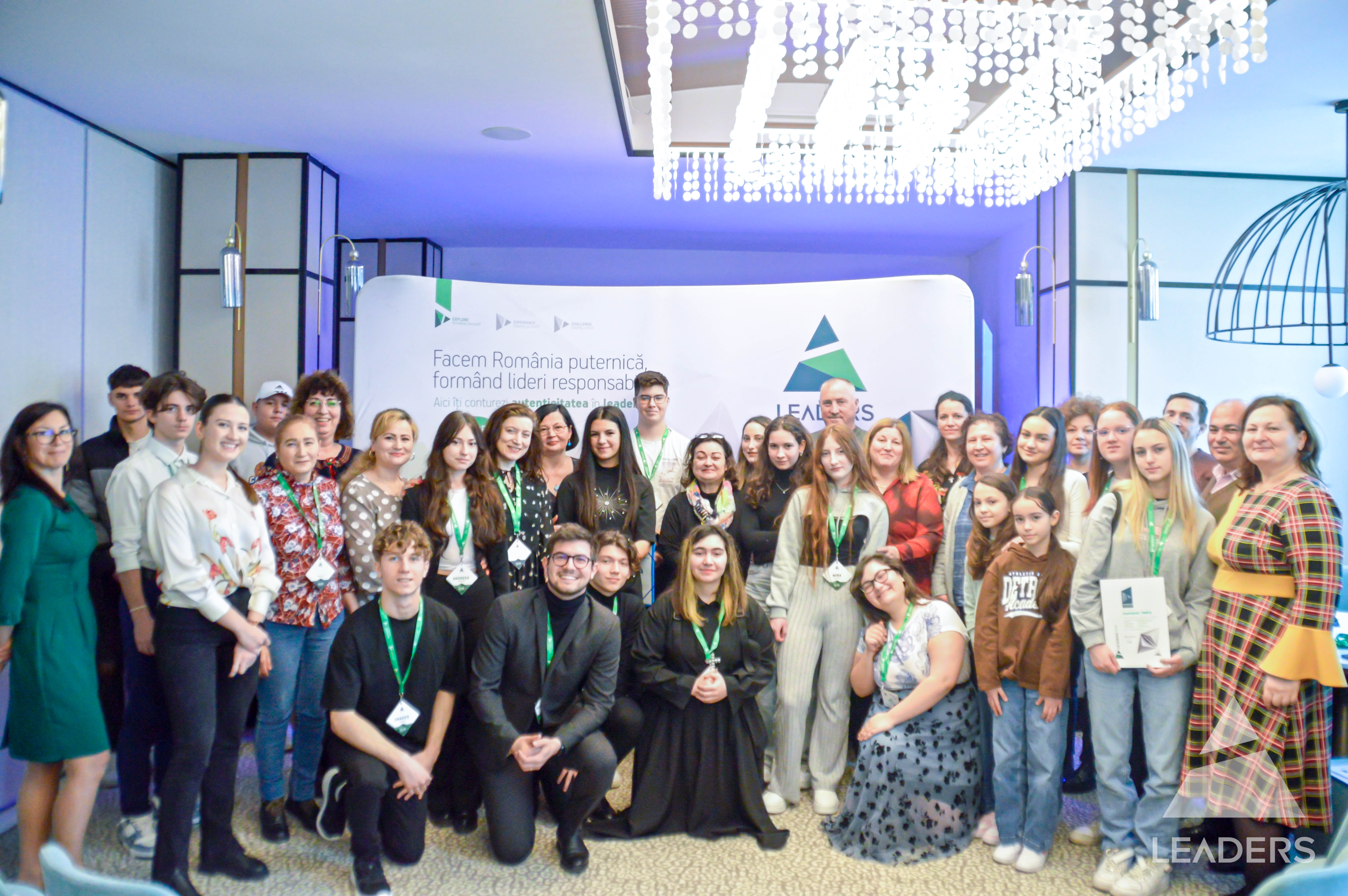 Leaders Explore Elevi