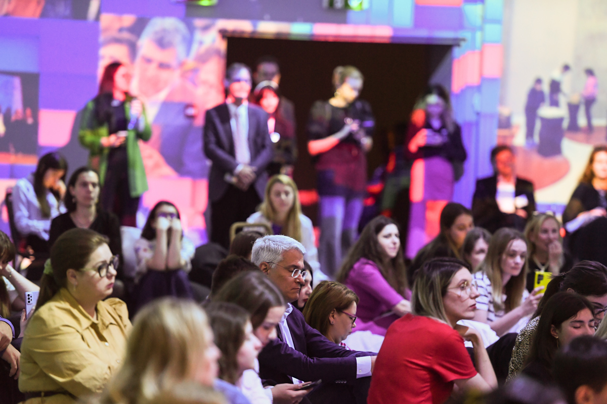 Guvernul Copiilor şi Tinerilor