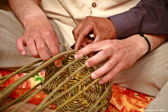 Reteaua de cooperative mestesugaresti Romano ButiQ una dintre cele mai bune 10 idei de inovare sociala