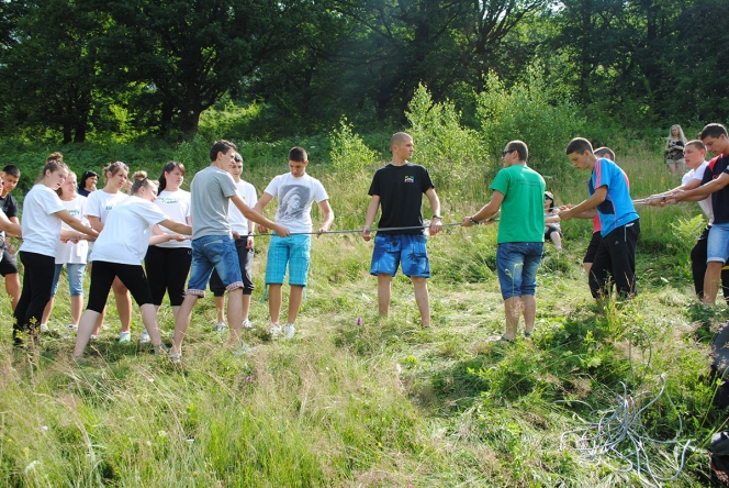 “Eco - friendly Planet... This is our Home, Keep it Clean!” cu Asociatia Drumetii Montane