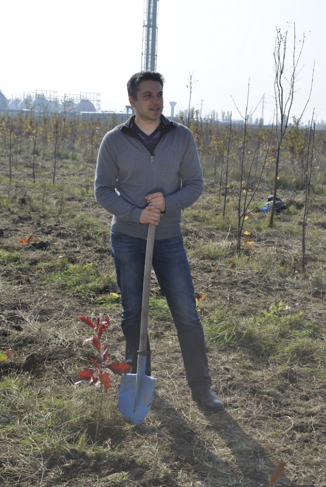 Voluntarii MaiMultVerde au plantat 2.000 de puieti in Ploiesti