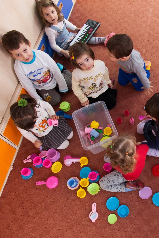 Guvernul Romaniei, Banca Mondiala si UNICEF: educatia timpurie a copilului este o prioritate!