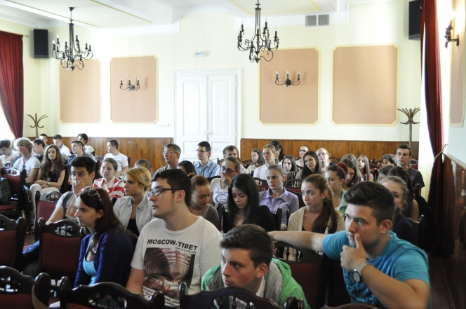 Peste 750 de tineri romani au participat la Caravana LSRS 2014