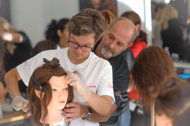 Wella Professionals si UNICEF: Atelierul de Formare din Piatra Neamt – un parteneriat public-privat in beneficiul adolescentilor vulnerabili