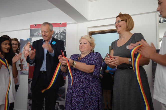 Wella Professionals si UNICEF: Atelierul de Formare din Piatra Neamt – un parteneriat public-privat in beneficiul adolescentilor vulnerabili