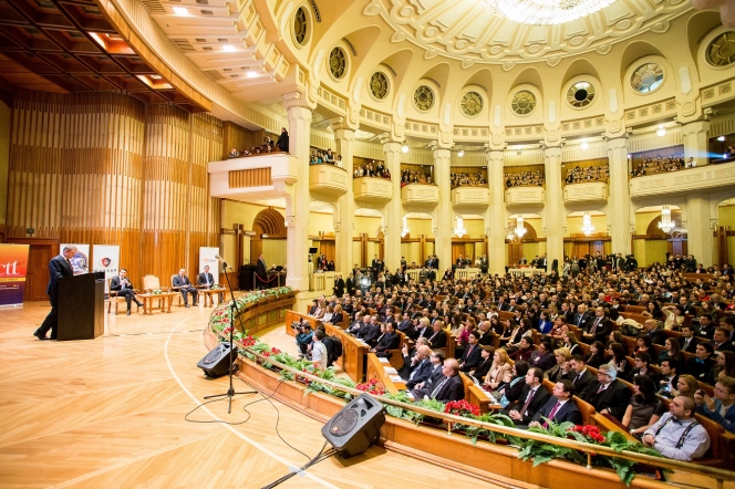 Cei mai buni studenti romani au fost premiati in cadrul Galei Studentilor Romani din Strainatate