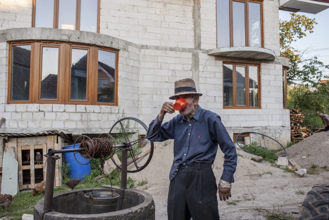 Mandrie si Beton // Ioana si Petrut Calinescu // Premiul I // Arta si Cultura // GSC 2014