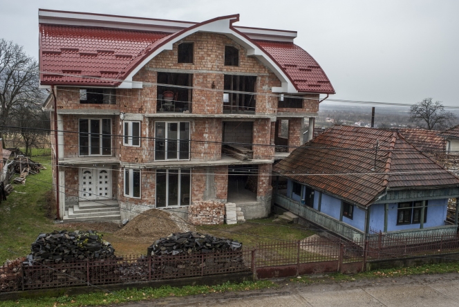 Mandrie si Beton // Ioana si Petrut Calinescu // Premiul I // Arta si Cultura // GSC 2014