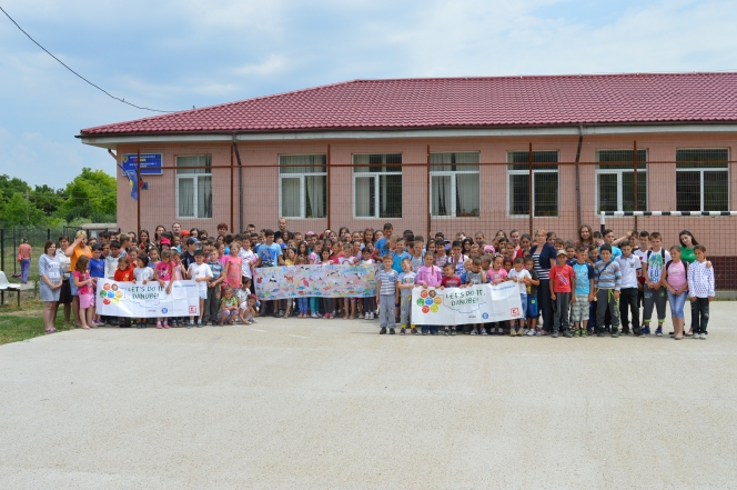 Let`s Do It, Danube! 2015: peste 20 400 de voluntari implicati in actiuni de curatenie si educare in judetele dunarene