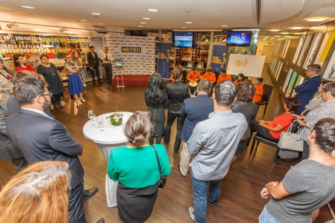 SC Softmagazin SRL, partenerul Fundatiei Cuvantul Intrupat, marele castigator al competitiei METRO – Starurile Comunitatii