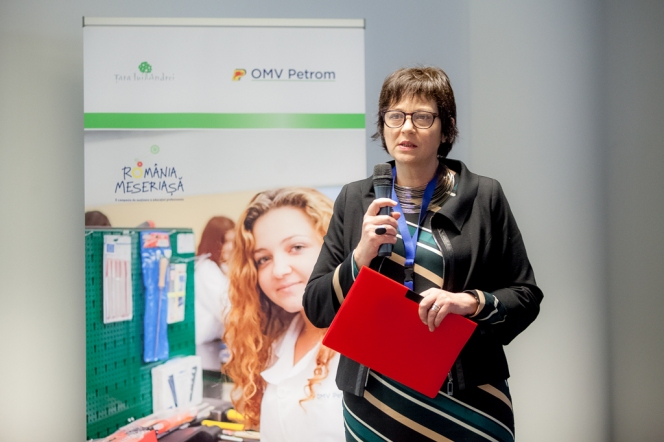 La initiativa OMV Petrom - autoritati, companii si societatea civila impreuna la aceeasi masa pentru invatamantul profesional