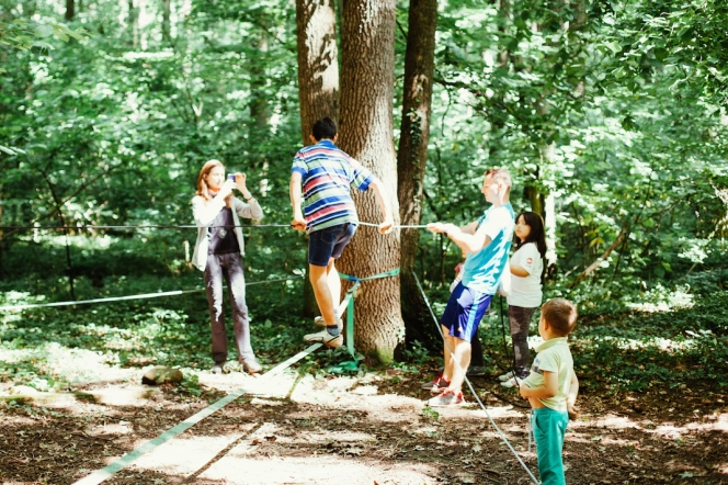 O zi de aventura in Padurea Baneasa, cadou de 1 iunie pentru copiii din programele Hope and Homes for Children si ai angajatilor Prista Oil Romania