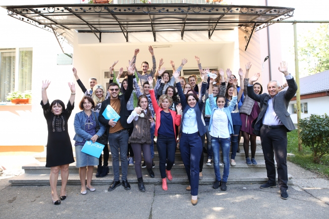 Wella Professionals şi UNICEF: Atelierul de Formare din Bacău – o șansă pentru adolescenţii vulnerabili
