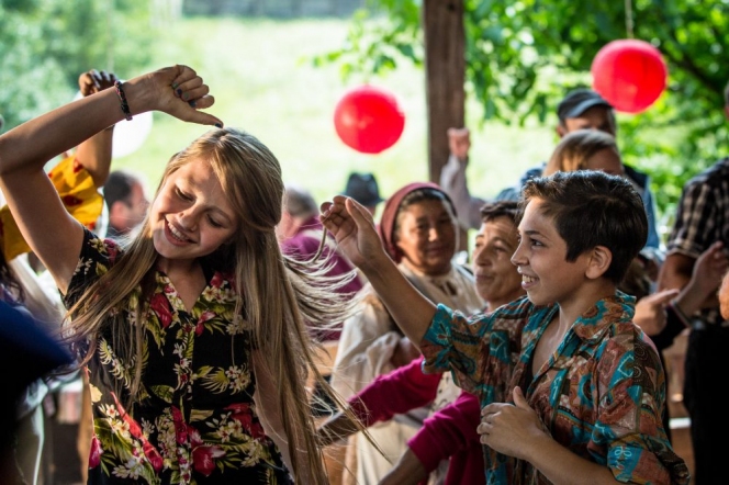 La drum cu tata, filmul de debut al regizoarei Anca Miruna Lăzărescu are premiera la KINOdiseea International Children Film Festival