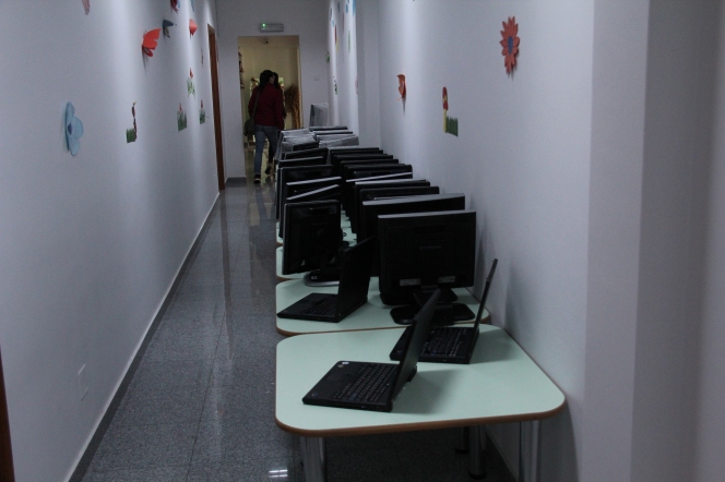 Grupul Renault România va dona 400 de computere, recondiționate de Ateliere Fără Frontiere