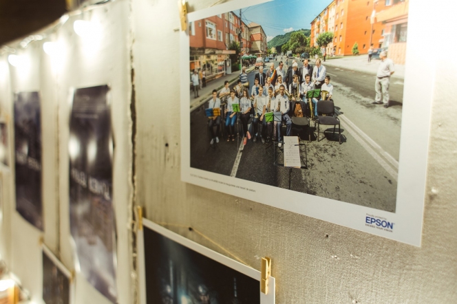 Epson proiectează documentarul ”Planeta Petrila” în turneul național de promovare