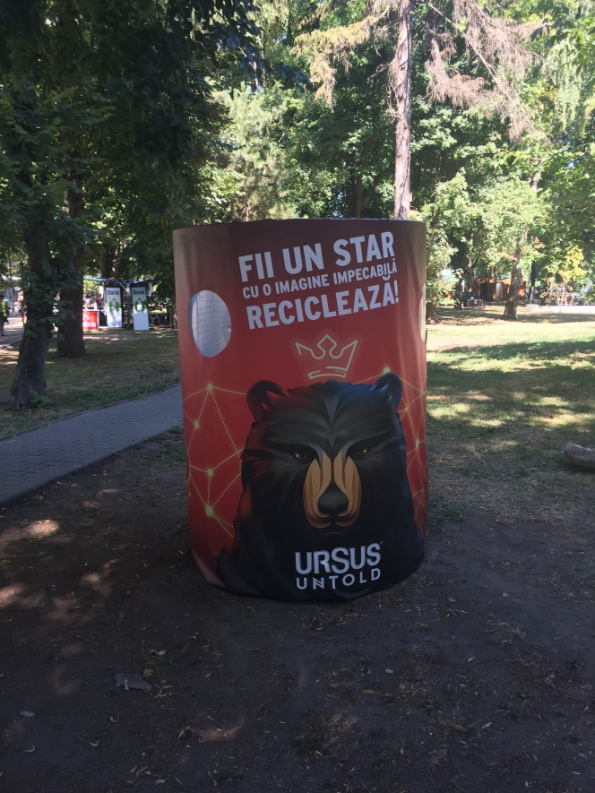 Asociația Environ și Ursus Breweries  reciclează la UNTOLD