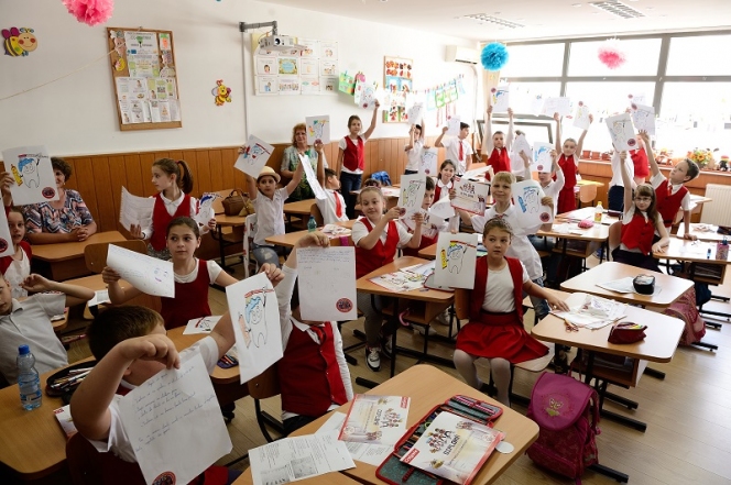 Colgate România și voluntarii Crucii Roșii Române învață 100.000 de copii cum să aibă o igienă orală corectă