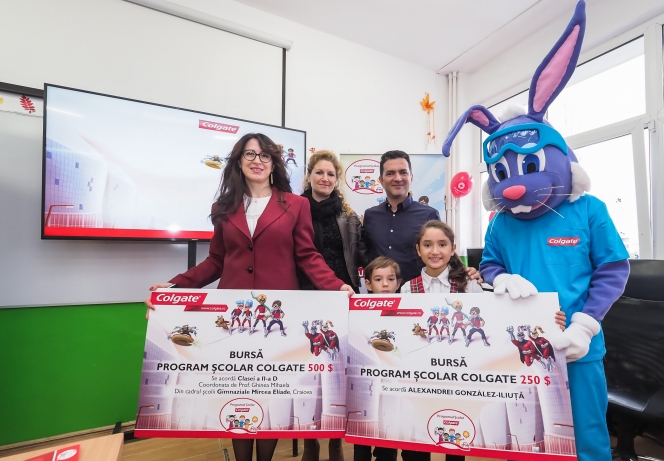 150.000 de elevi învăță totul despre igiena orală corectă prin Programul Școlar Colgate 2017