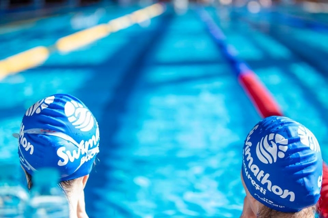 Căutăm organizații sau grupuri care vor să strângă bani la Swimathon București