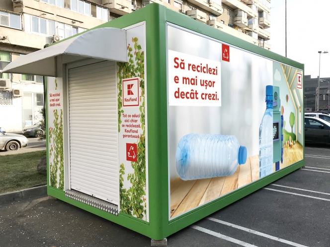 Kaufland România își dotează magazinele cu automate de reciclare a ambalajelor și răsplătește clienții care le folosesc