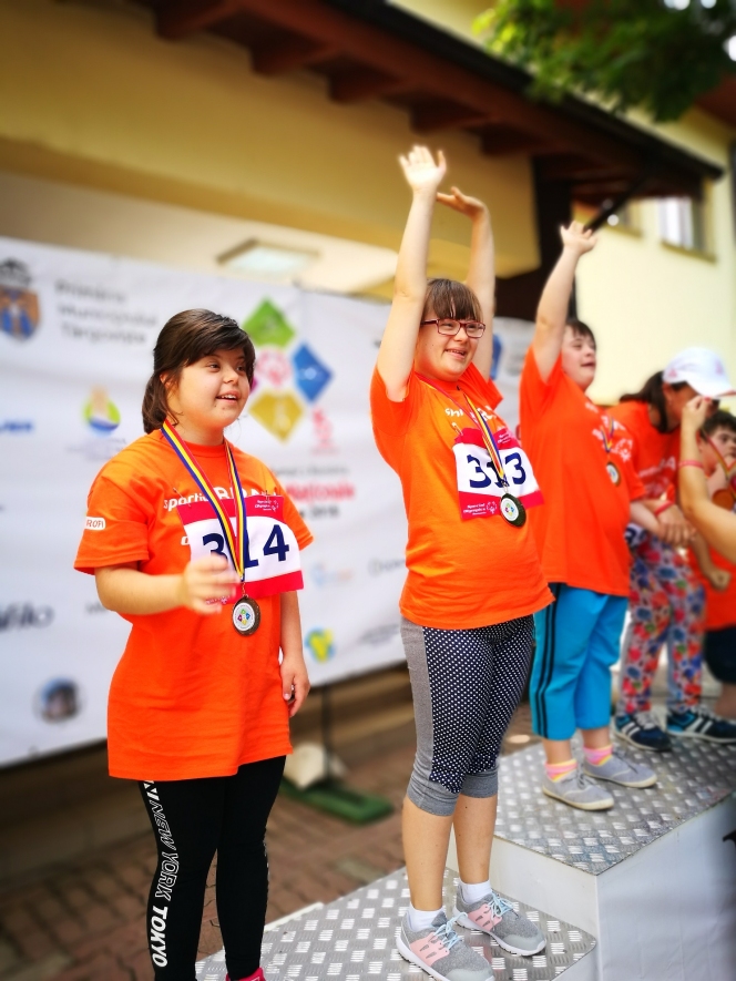 Copiii cu dizabilități intelectuale au luat peste 650 de medalii la 4 discipline sportive, la Jocurile Naționale Special Olympics 2018