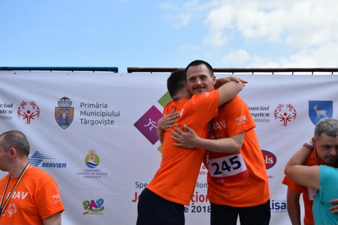 Copiii cu dizabilități intelectuale au luat peste 650 de medalii la 4 discipline sportive, la Jocurile Naționale Special Olympics 2018