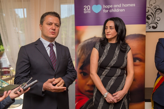 Hope and Homes for Children și DGASPC Bistrița au inaugurat trei case de tip familial în Năsăud și Bistrița