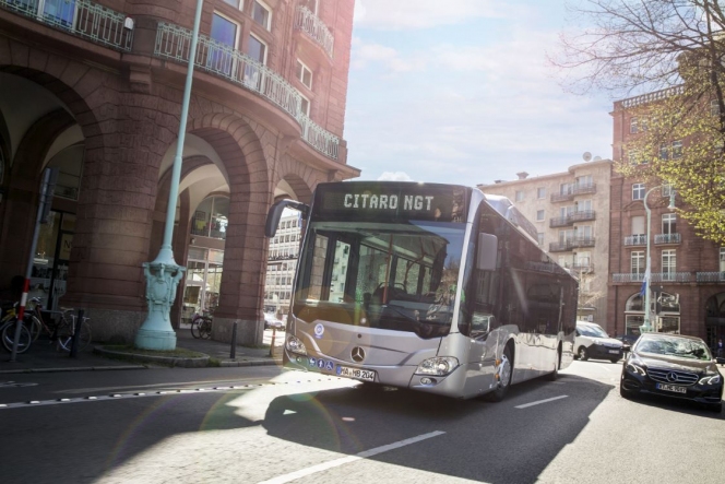 Mercedes-Benz Citaro NGT, autobuzul propulsat cu motor pe gaz natural comprimat, testat pe rutele de transport în comun din Bucureşti