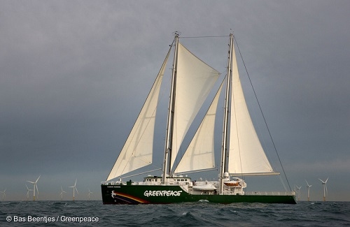 Rainbow Warrior vine în România pentru a atrage atenția asupra cauzelor schimbărilor climatice