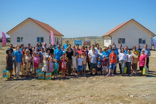Habitat for Humanity România a inaugurat cele 16 locuințe finalizate în sezonul 2018 – 2019, în localitatea Cumpăna