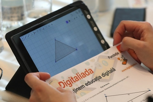 800 de noi resurse digitale educaționale pe platforma Digitaliada