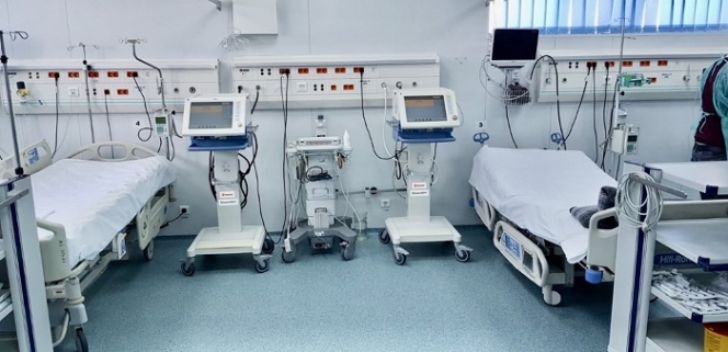 Nouă ventilatoare de suport respirator de la Spitalul ”Bagdasar-Arseni” au fost reparate de urgență
