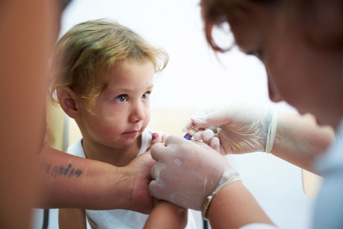 UNICEF: Peste 13 milioane de copii nu au fost vaccinați deloc nici înainte de pandemia COVID-19