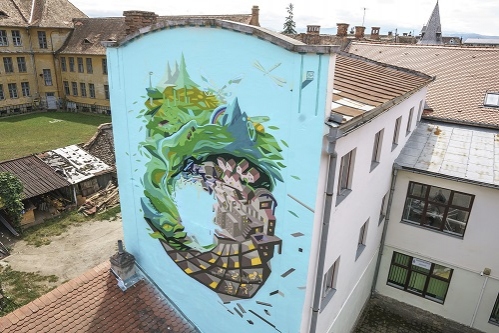 Cea mai mare lucrare de artă stradală din România va fi la Sibiu // Peste 1.600 metri pătrați de culoare completează Turul de Street Art