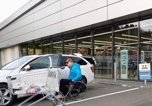 Mesajul campaniei „#PeBune?” a ajuns în peste 830 de locuri de parcare dedicate persoanelor cu dizabilități