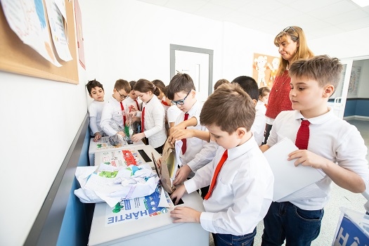 Elevii din București au colectat peste 2.000 kg de materiale reciclabile