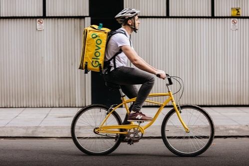 Glovo lansează Fondul de Impact, o inițiativă pentru sprijinirea proiectelor de sustenabilitate