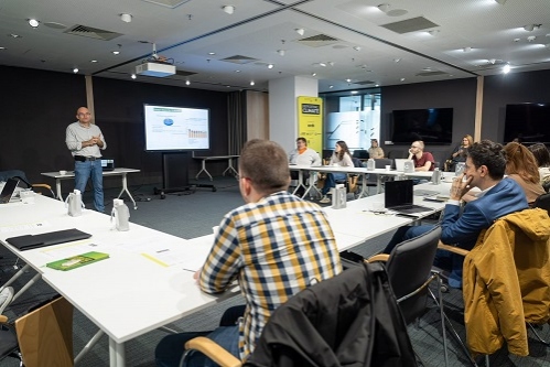 Asociația ECOTECA, alături de GRF+, lansează Academia de Jurnalism de Mediu “Reporting: Climate”