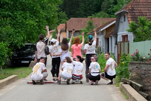 Acasă în Banat: Ultimele zile de înscrieri pentru Color the Village