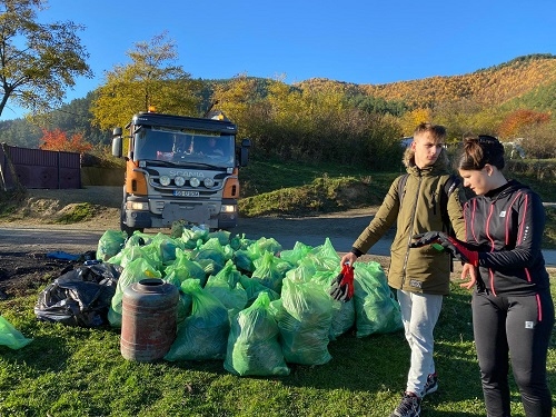 Eco Provocarea: Peste 170.000 de kilograme de materiale reciclabile și 87.000 de puieți plantați în toată țara de către echipele de elevi și profesori ce au participat la concurs