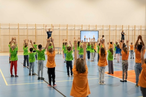 FitSchool, proiectul inovator care încurajează elevii să facă mai multă mișcare în școli, s-a lansat în România