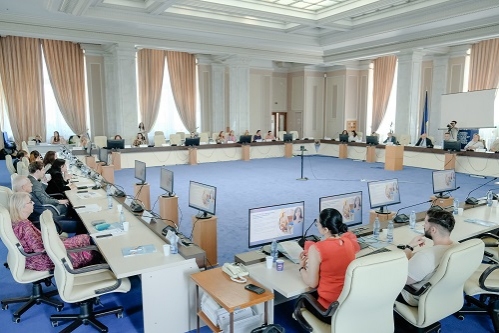 Un grup de lucru multisectorial va lucra la inițiativa Fundației pentru Copii Ronald McDonald de a introduce cursuri de comunicare pentru studenții la facultățile de Medicină și Farmacie din România