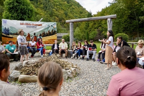 APAN lansează „EduSMart”: un program inovator pentru 100 de persoane cu scleroză multiplă, construit pe educație holistică și puterea comunității
